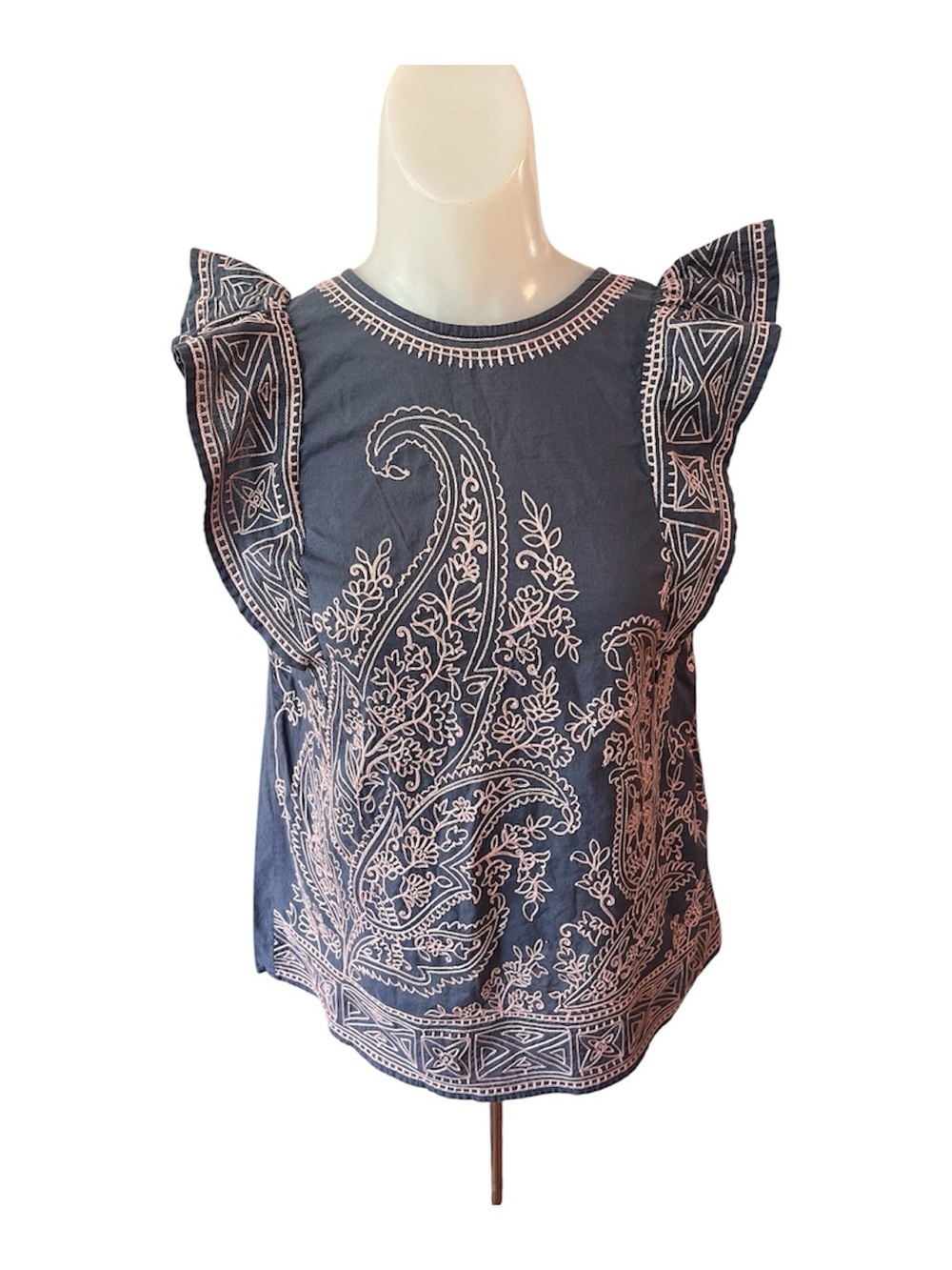 Abercrombie & Fitch Navy Top with Pink Floral Embroidery size XS